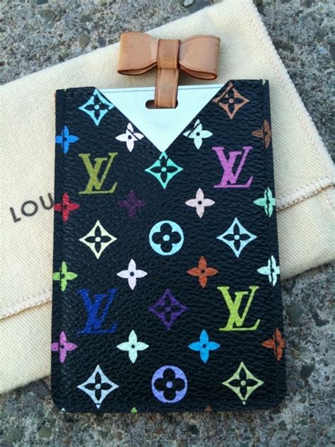 how much does louis vuitton make|Louis Vuitton commission.